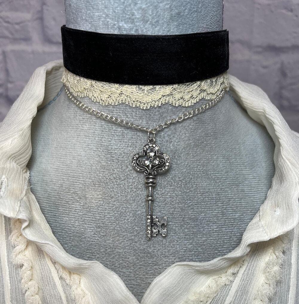 Handmade velvet and lace skeleton key choker necklace